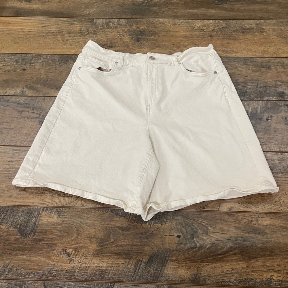 Loft The Cuff Short Cream Off White Denim High Waisted Shorts Size 10 30 Coastal